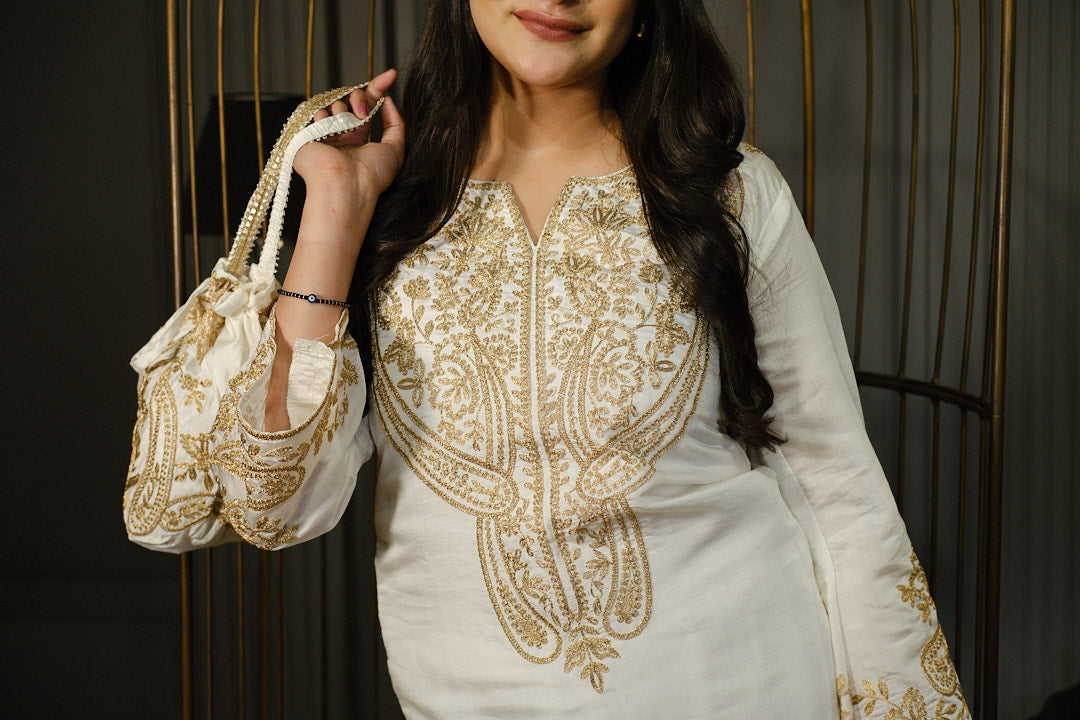 Roman Silk Kurta Set with Potli